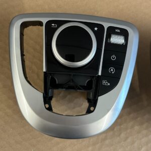 MERCEDES W447 V-KLASSE TOUCH PAD BEDIENTEIL MITTELKONSOLE SCHALTER A4479000208..