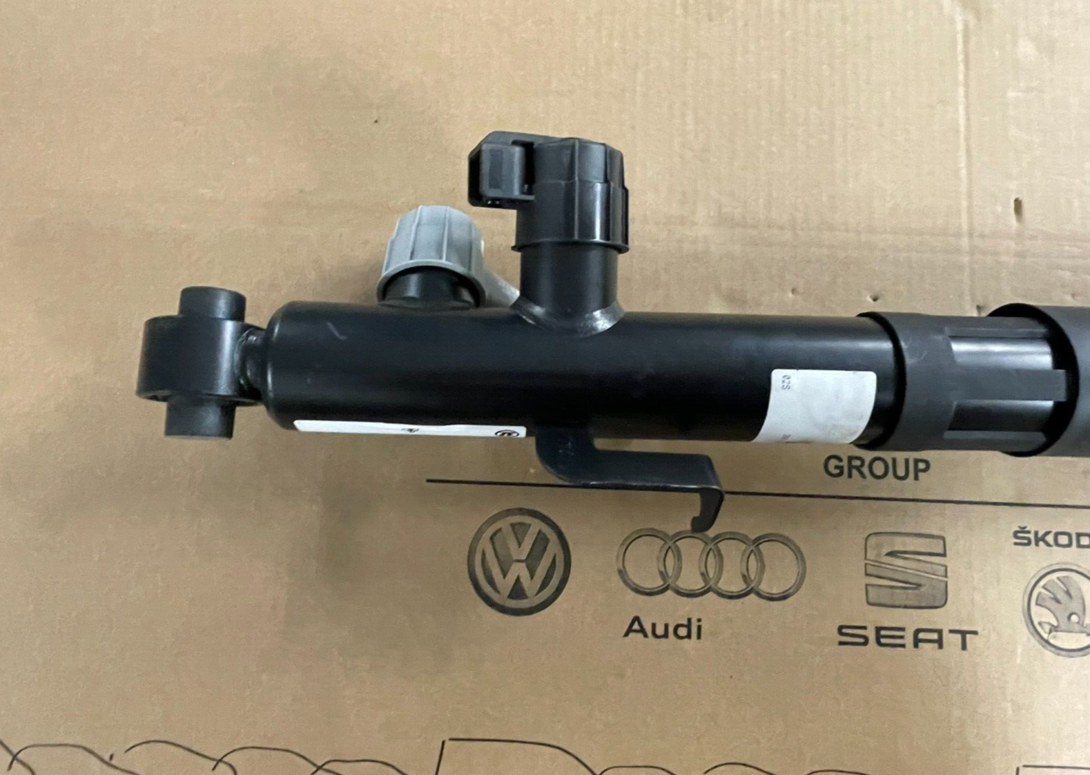 PORSCHE CAYENNE 9YA-2 STOSSDÄMPFER ELEKTRISCH HINTERACHSE LINKS 9Y0513027F NEU - Obrázek 13