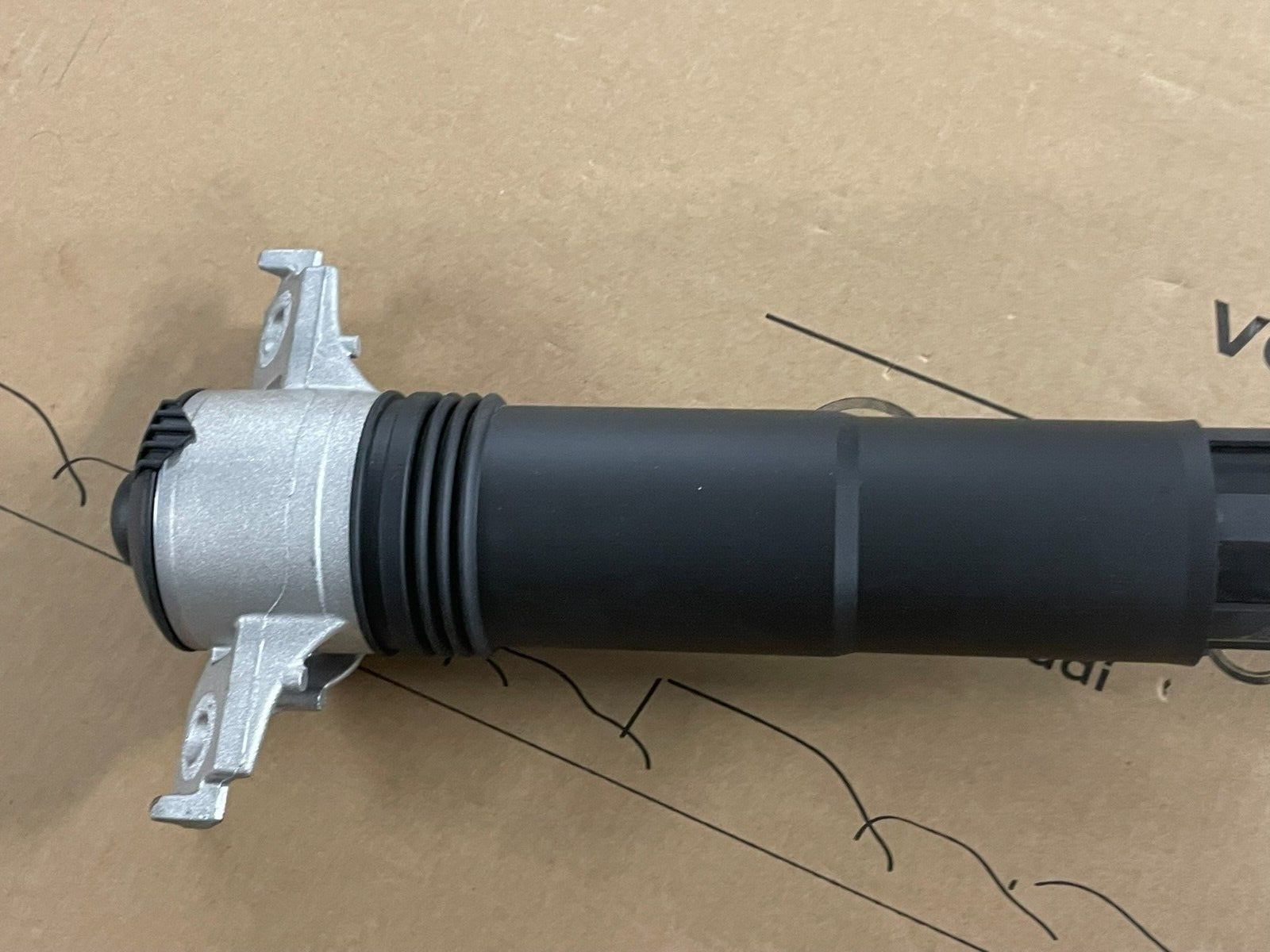 PORSCHE CAYENNE 9YA-2 STOSSDÄMPFER ELEKTRISCH HINTERACHSE LINKS 9Y0513027F NEU - Obrázek 18