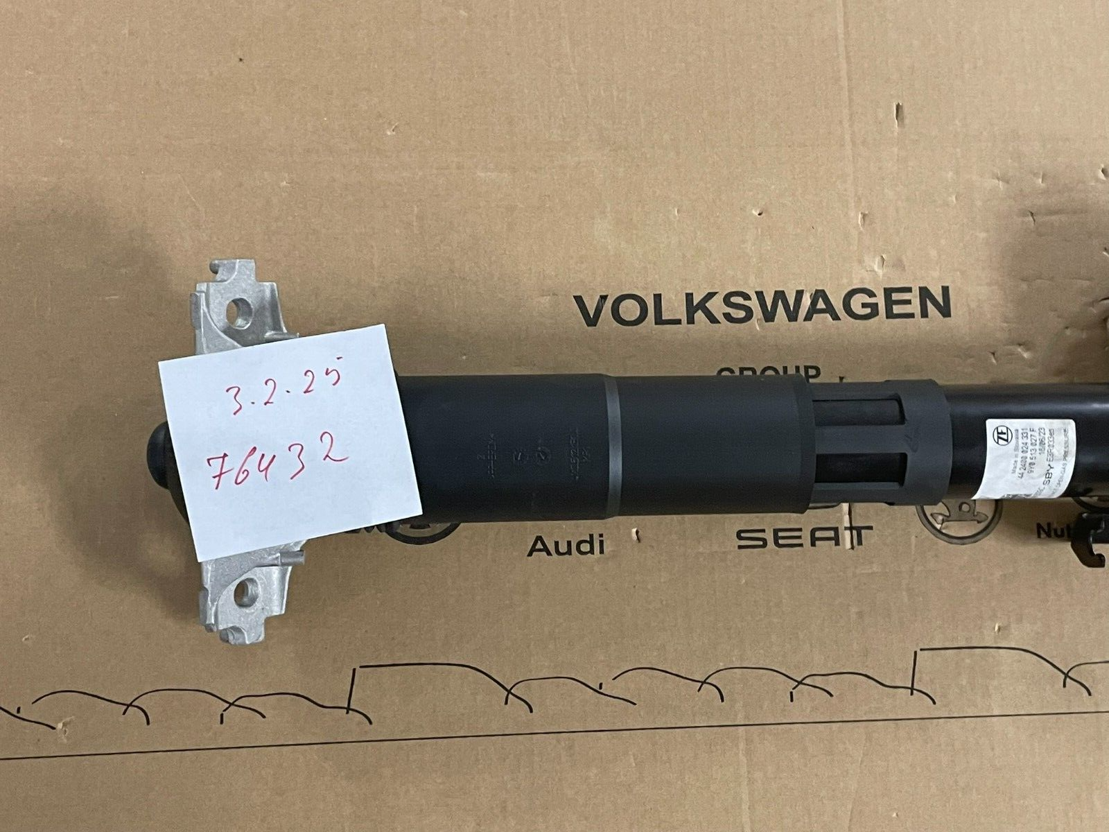 PORSCHE CAYENNE 9YA-2 STOSSDÄMPFER ELEKTRISCH HINTERACHSE LINKS 9Y0513027F NEU - Obrázek 25
