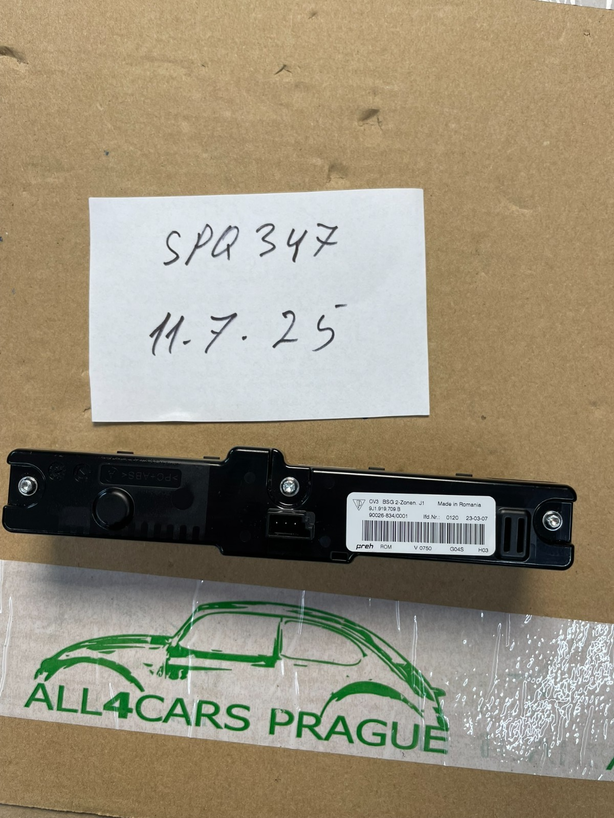 PORSCHE TAYCAN SCHALTER SITZHEIZUNG HINTEN 9J1919709B FAST NEU DEM V TEST WAGEN - Obrázek 17