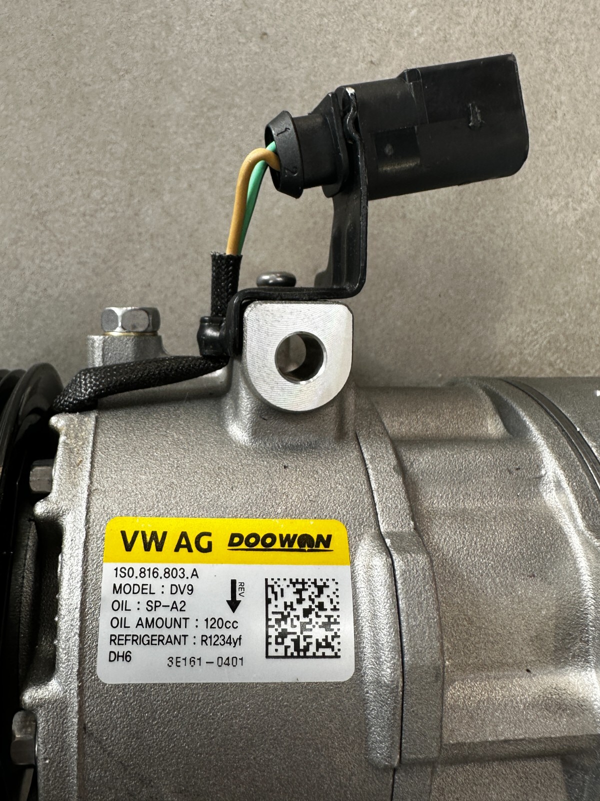 ŠKODA CITIGO KLIMAKOMPRESSOR 1S0816803A - ORIG.NEU - ALLE FOTOS GUCKEN BITTE!!! - Obrázek 3