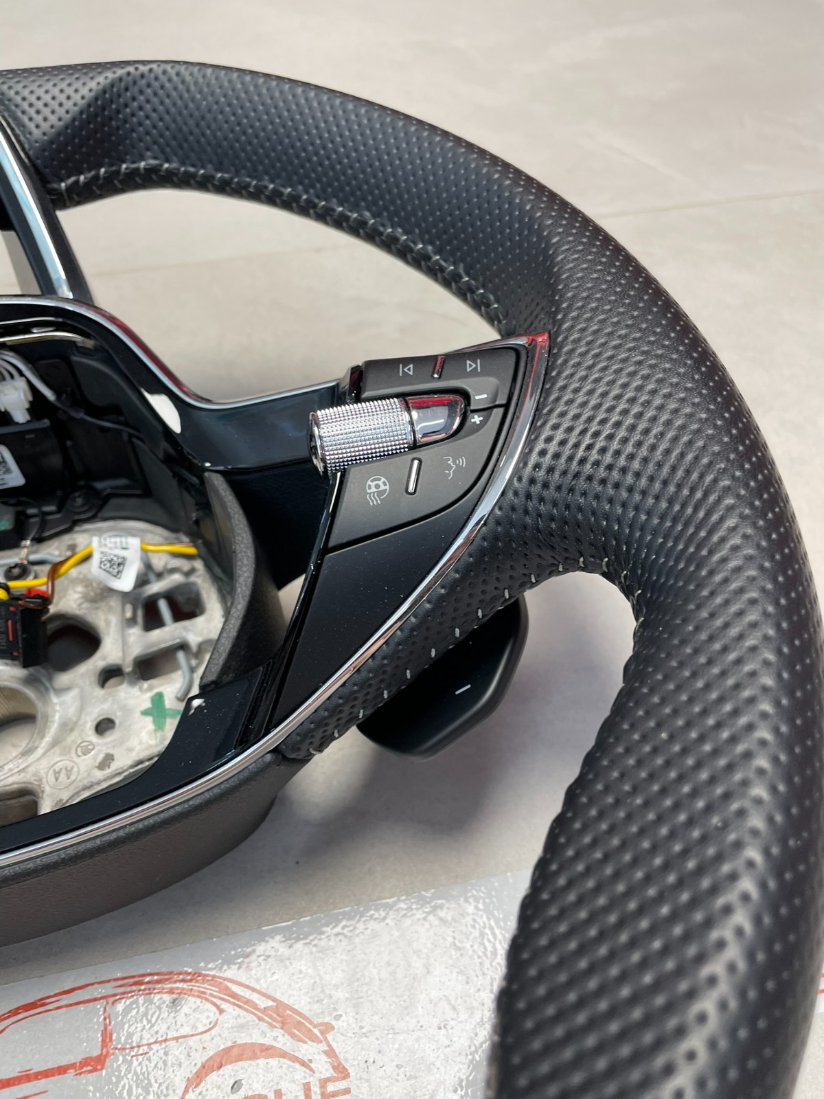 ŠKODA OCTAVIA IV 5E3 SPORT-LINE LENKRAD BEHEIZT ABGEFLACHT GELOCHT 5E3419093BB - Obrázek 20