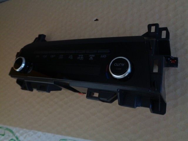 TOYOTA YARIS CROSS KLIMAREGELUNG EINHEIT KLIMABEDIENTEIL 55900-0DC71 ORIG. NEU ! - Obrázek 19