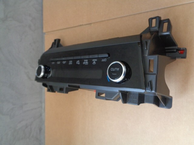 TOYOTA YARIS CROSS KLIMAREGELUNG EINHEIT KLIMABEDIENTEIL 55900-0DC71 ORIG. NEU ! - Obrázek 6