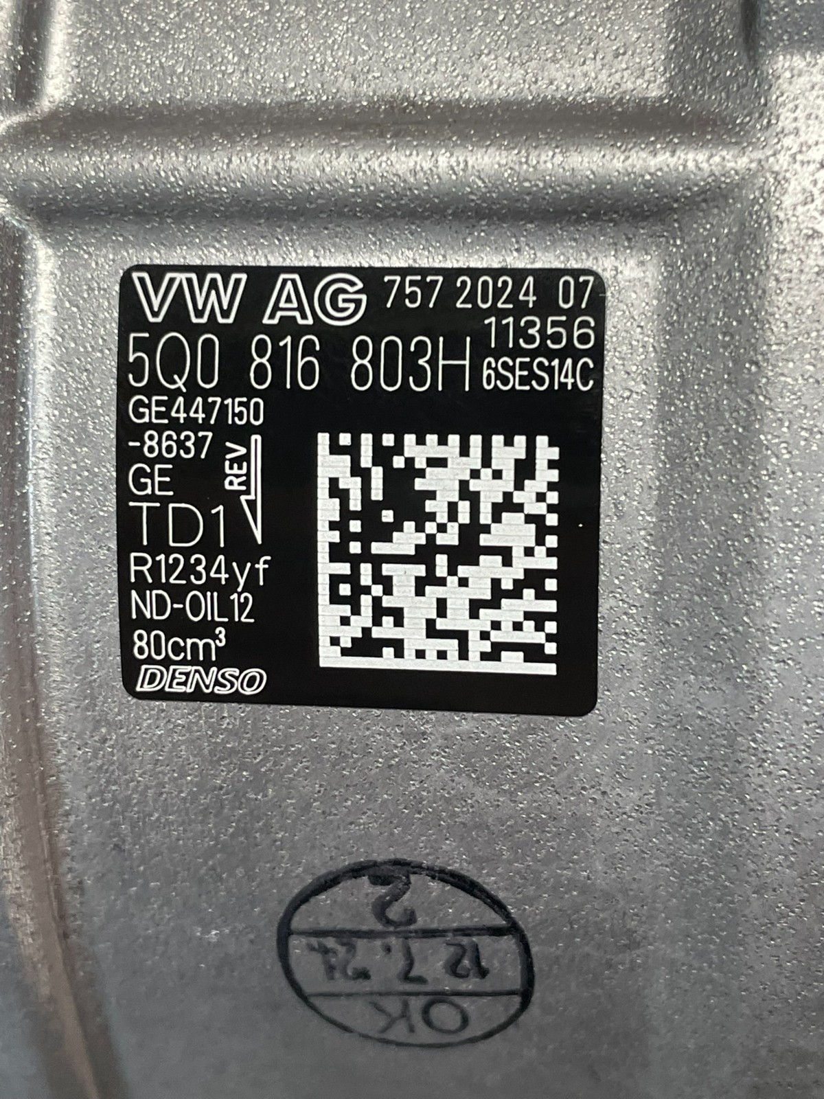 VOLKSWAGEN KLIMAKOMPRESSOR AUDI KLIMAKOMPRESOR 5Q0816803H ORIGINAL VW TEIL NEU! - Obrázek 4