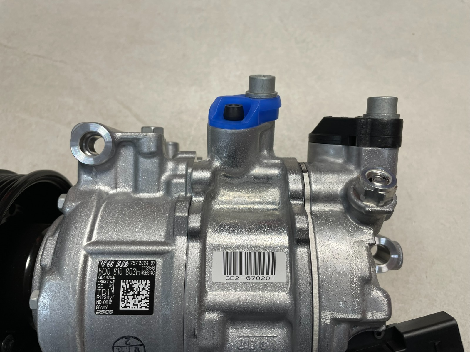 VOLKSWAGEN KLIMAKOMPRESSOR AUDI KLIMAKOMPRESOR 5Q0816803H ORIGINAL VW TEIL NEU! - Obrázek 6