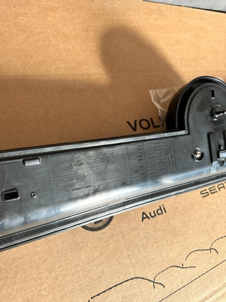 VW ID.4 ID.5 LED RÜCKLEUCHTE HECKLEUCHTE SCHLUSSLEUCHTE MITTE 11A945093 - Obrázek 15