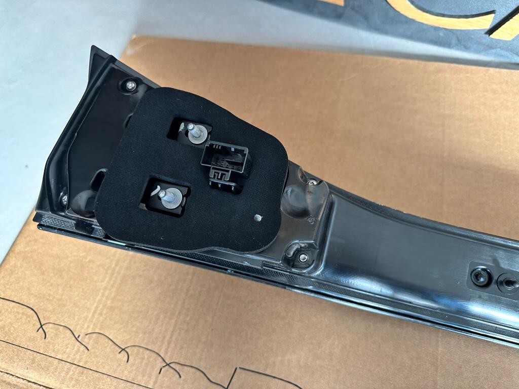 VW ID.4 ID.5 LED RÜCKLEUCHTE HECKLEUCHTE SCHLUSSLEUCHTE MITTE 11A945093 - Obrázek 7