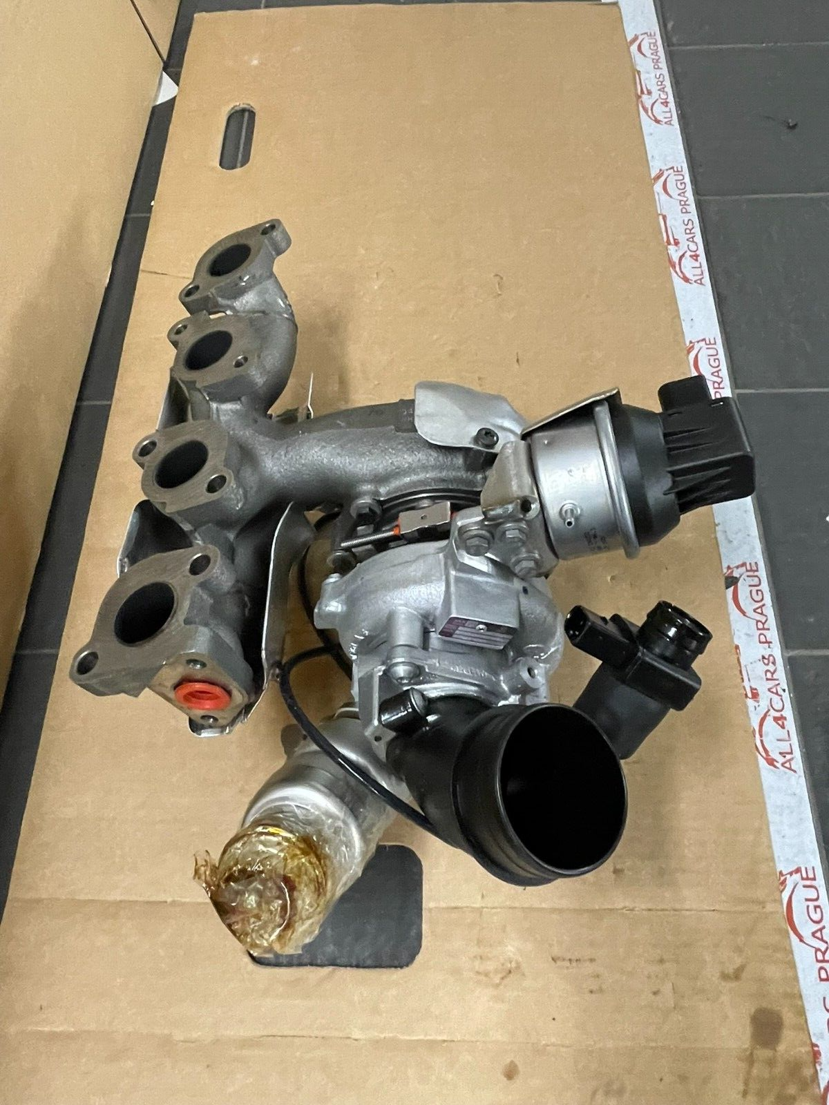 VW JETTA TURBOLADER 2.0 TDI CDJA CJDD 2X0253056 V. NEUEN MOTOR DEMONTIERT VW ORG - Obrázek 13