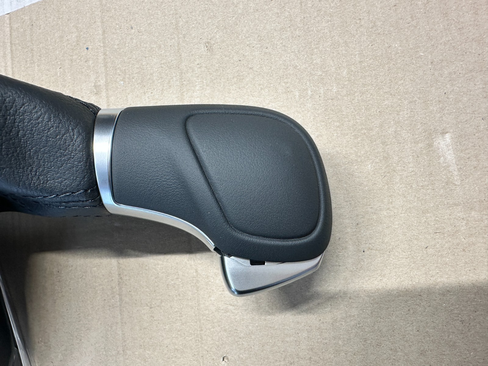 VW PASSAT VW ARTEON SCHALTKNAUF DSG LEDER KOMPLET 3G1713203C ORIGINAL VW TEIL! - Obrázek 15