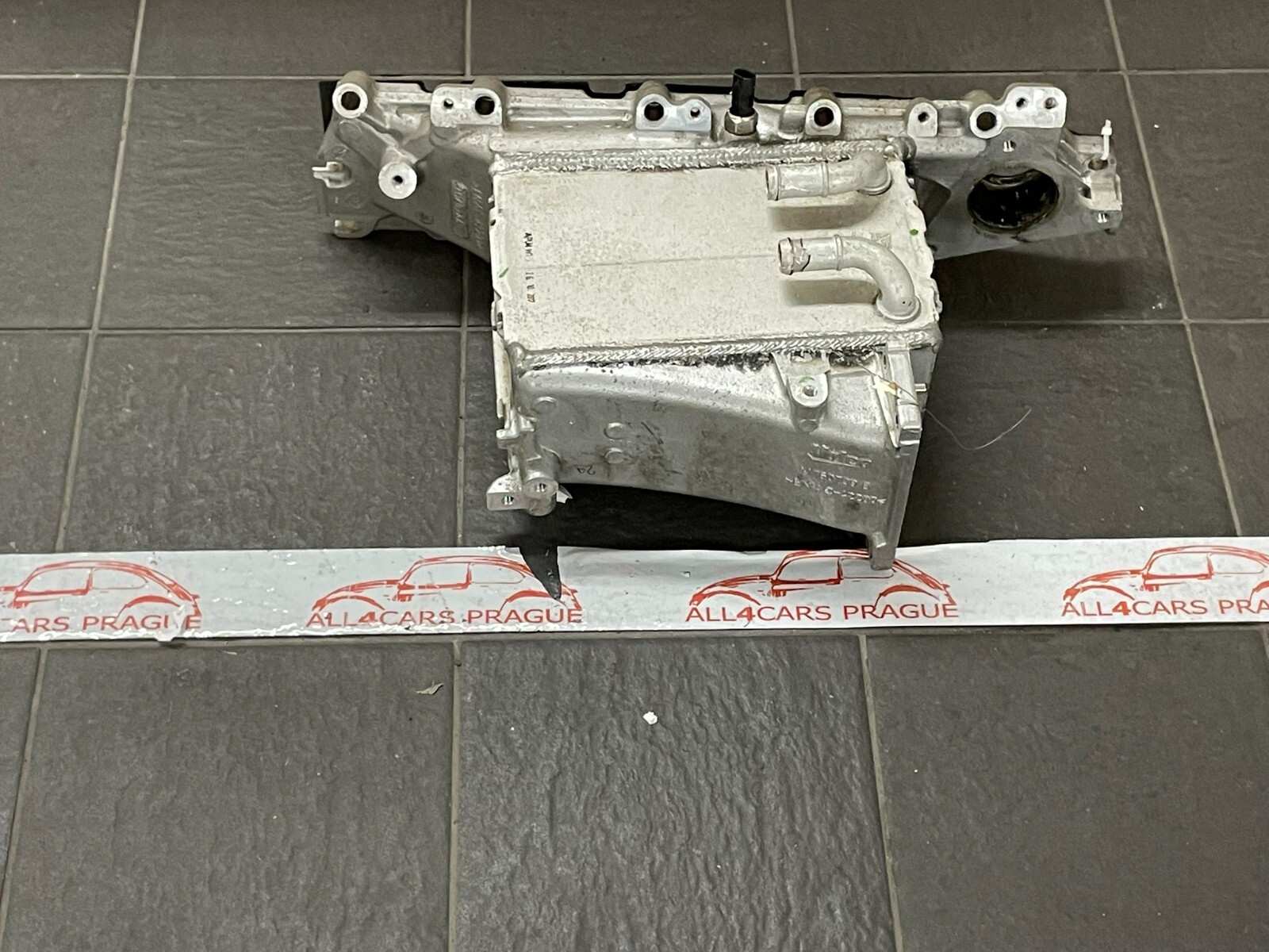 VW ŠKODA AUDI SEAT SAUGROHR MIT LADELUFTKÜHLER 1,6 TDI 04L129766AL = 04L129711R - Obrázek 5