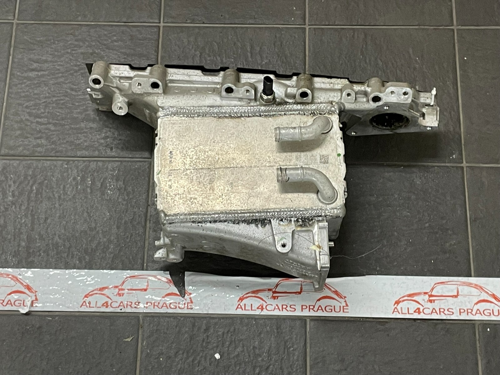 VW ŠKODA AUDI SEAT SAUGROHR MIT LADELUFTKÜHLER 1,6 TDI 04L129766AL = 04L129711R