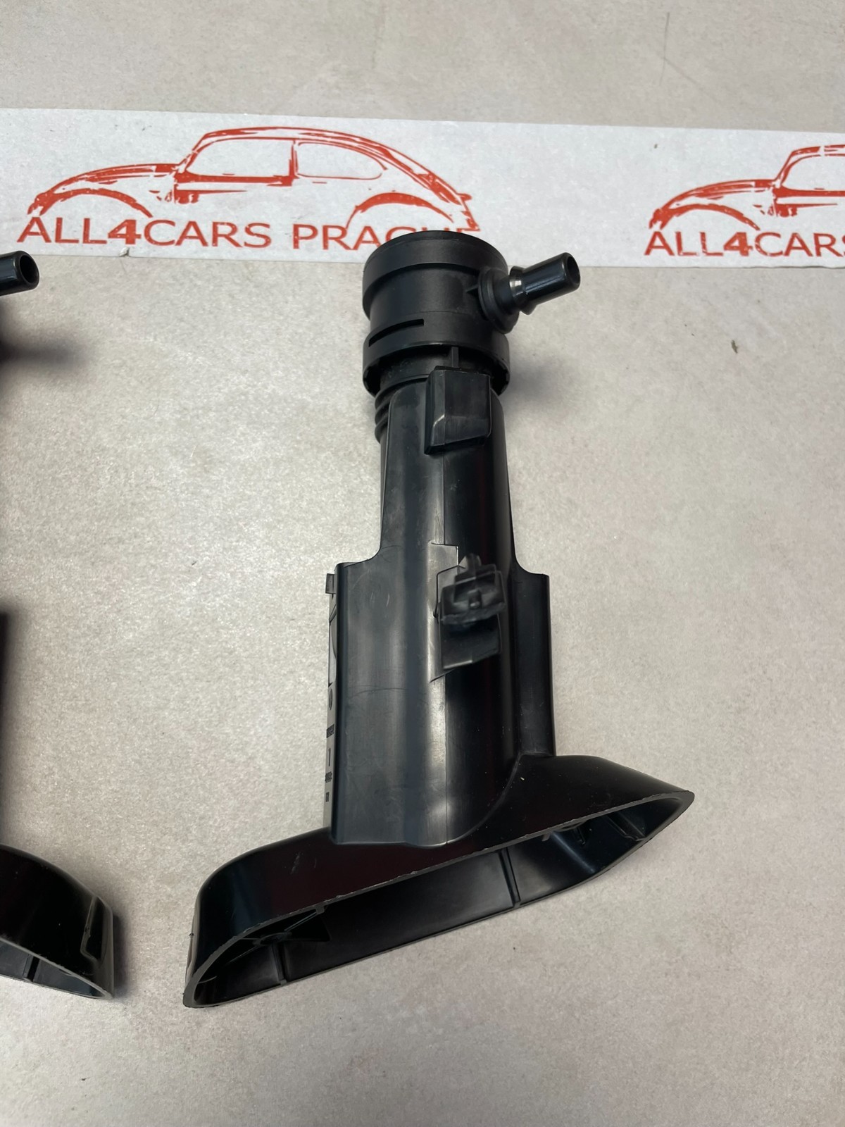 VW TOUAREG 7P HEADLIGHT WASHERS L+R 7P6955103A 7P6955104A 7P6807941 7P6807942 - Obrázek 9