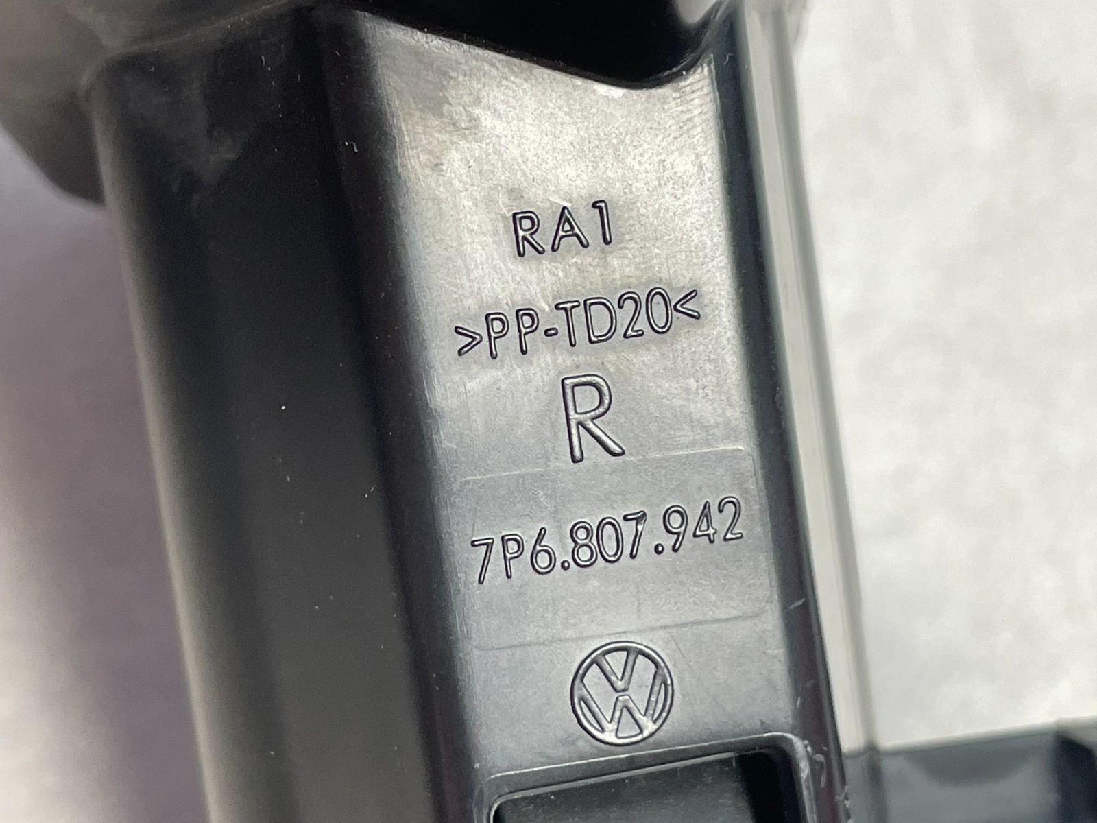 VW TOUAREG 7P HEADLIGHT WASHERS L+R 7P6955103A 7P6955104A 7P6807941 7P6807942 - Obrázek 4
