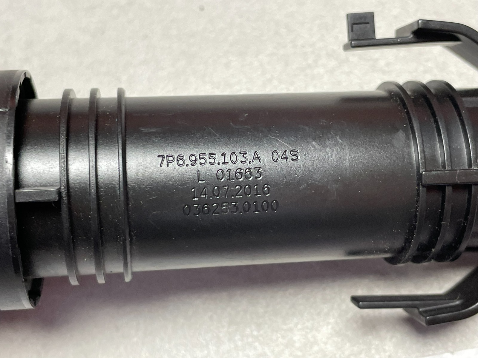 VW TOUAREG 7P HUBZYLINDER MIT DÜSENTRÄGER UND SPRITZDÜSE LINKS 7P6955103A ORIG. - Obrázek 9