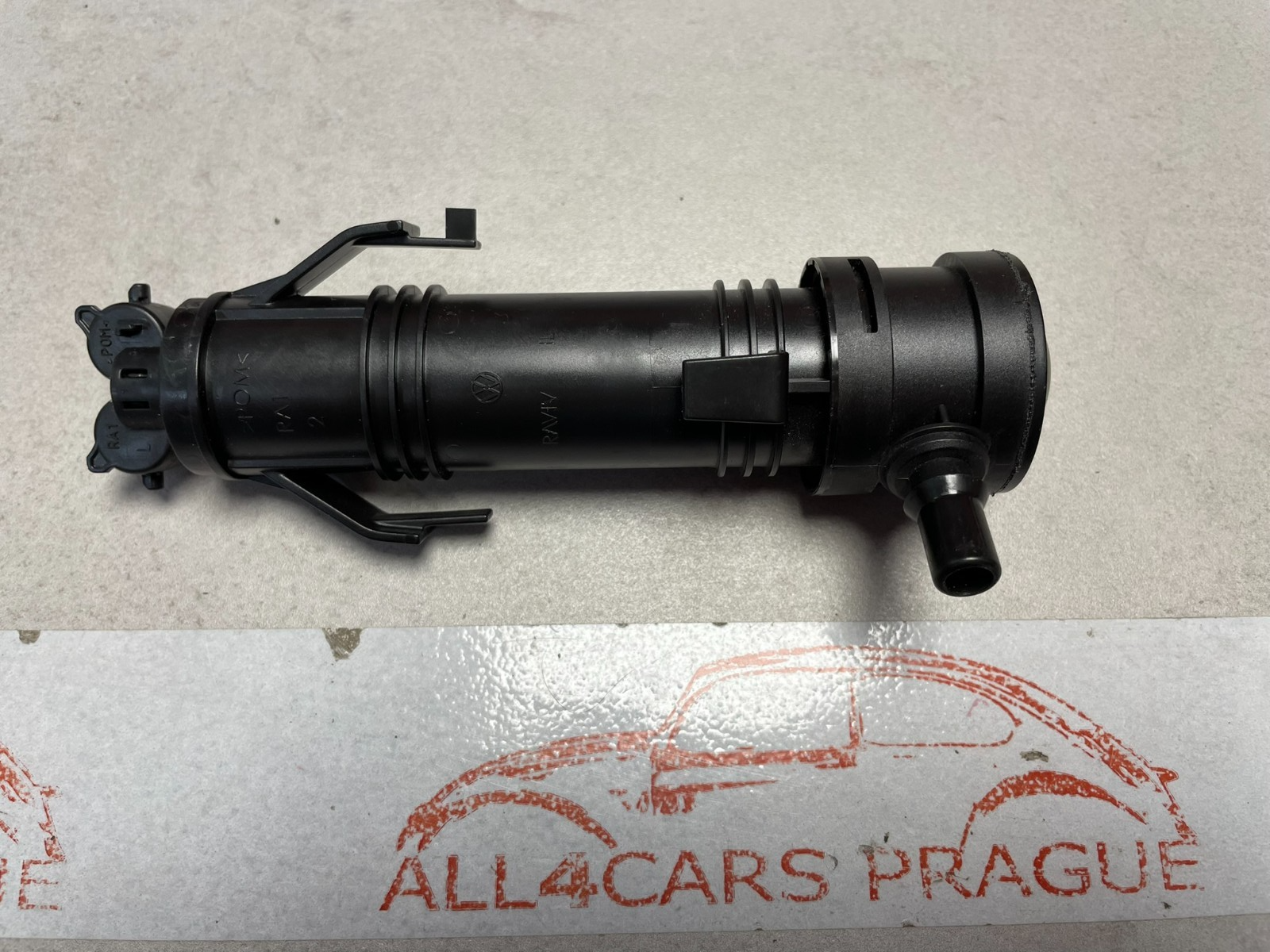 VW TOUAREG 7P HUBZYLINDER MIT DÜSENTRÄGER UND SPRITZDÜSE LINKS 7P6955103A ORIG.