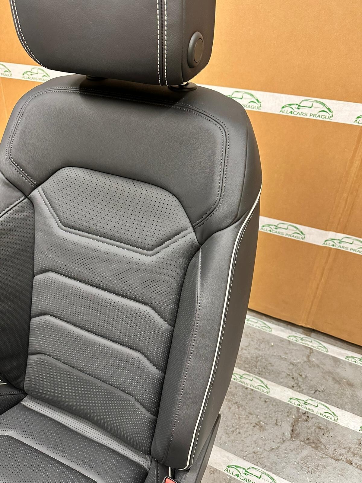 VW TOUAREG CR7 760 SITZE SPORT LEDER SITZEN SCHWARZ LEDER VON TEST WAGEN!! - Obrázek 15