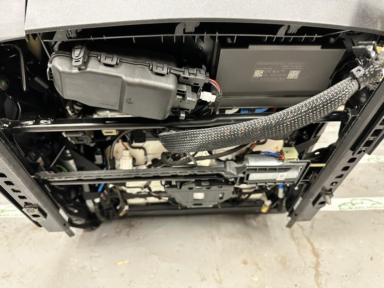 VW TOUAREG CR7 760 SITZE SPORT LEDER SITZEN SCHWARZ LEDER VON TEST WAGEN!! - Obrázek 19