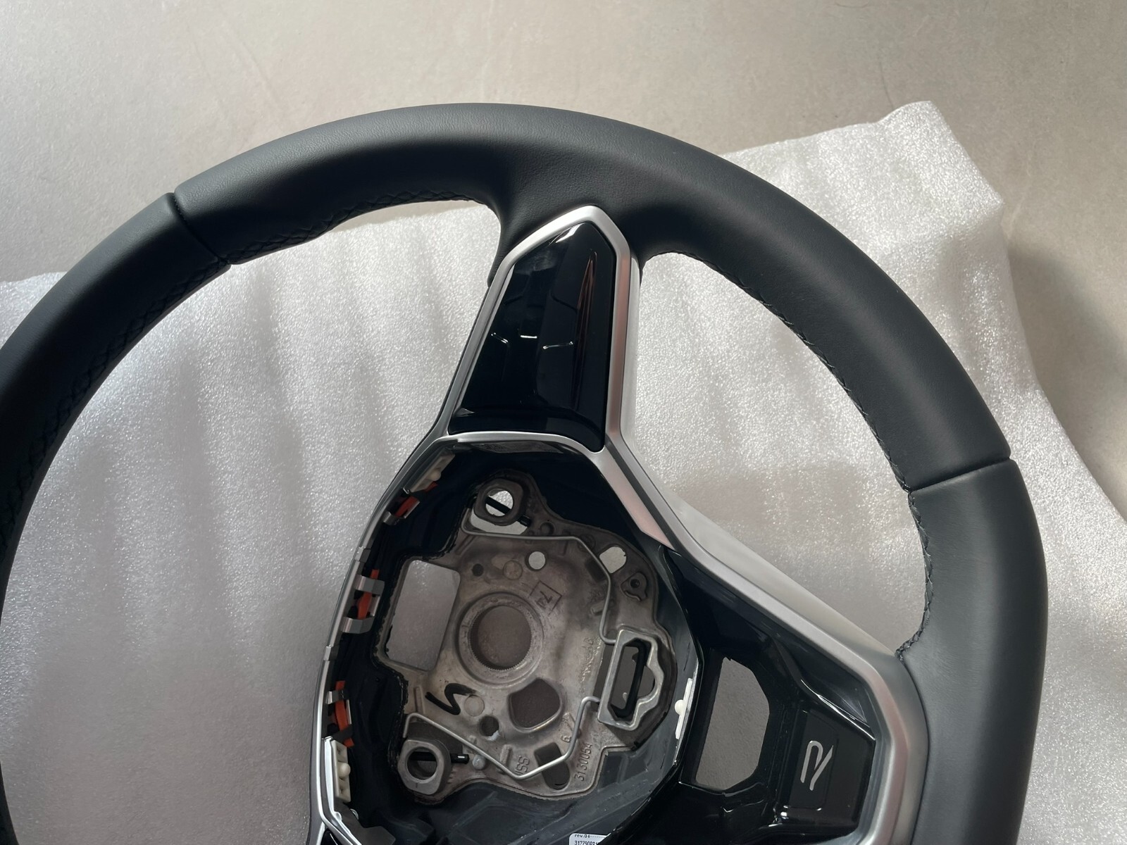 VW TOUAREG SPORT MULTIFUNKTIONS LENKRAD R 760419089P - NUR 2250 KM STAND ORIG VW - Obrázek 13