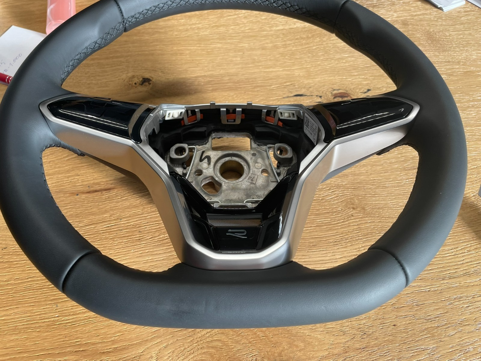 VW TOUAREG SPORT MULTIFUNKTIONS LENKRAD R 760419089P - NUR 2250 KM STAND ORIG VW - Obrázek 21