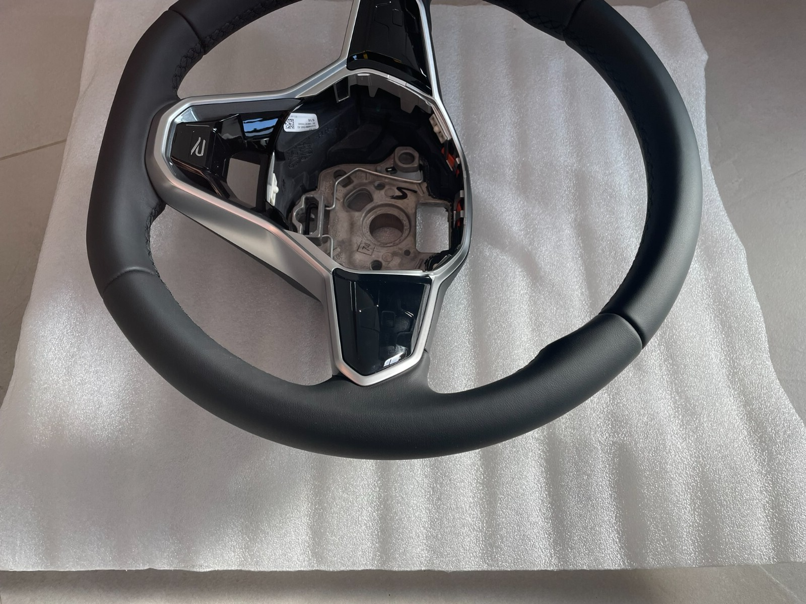 VW TOUAREG SPORT MULTIFUNKTIONS LENKRAD R 760419089P - NUR 2250 KM STAND ORIG VW - Obrázek 7