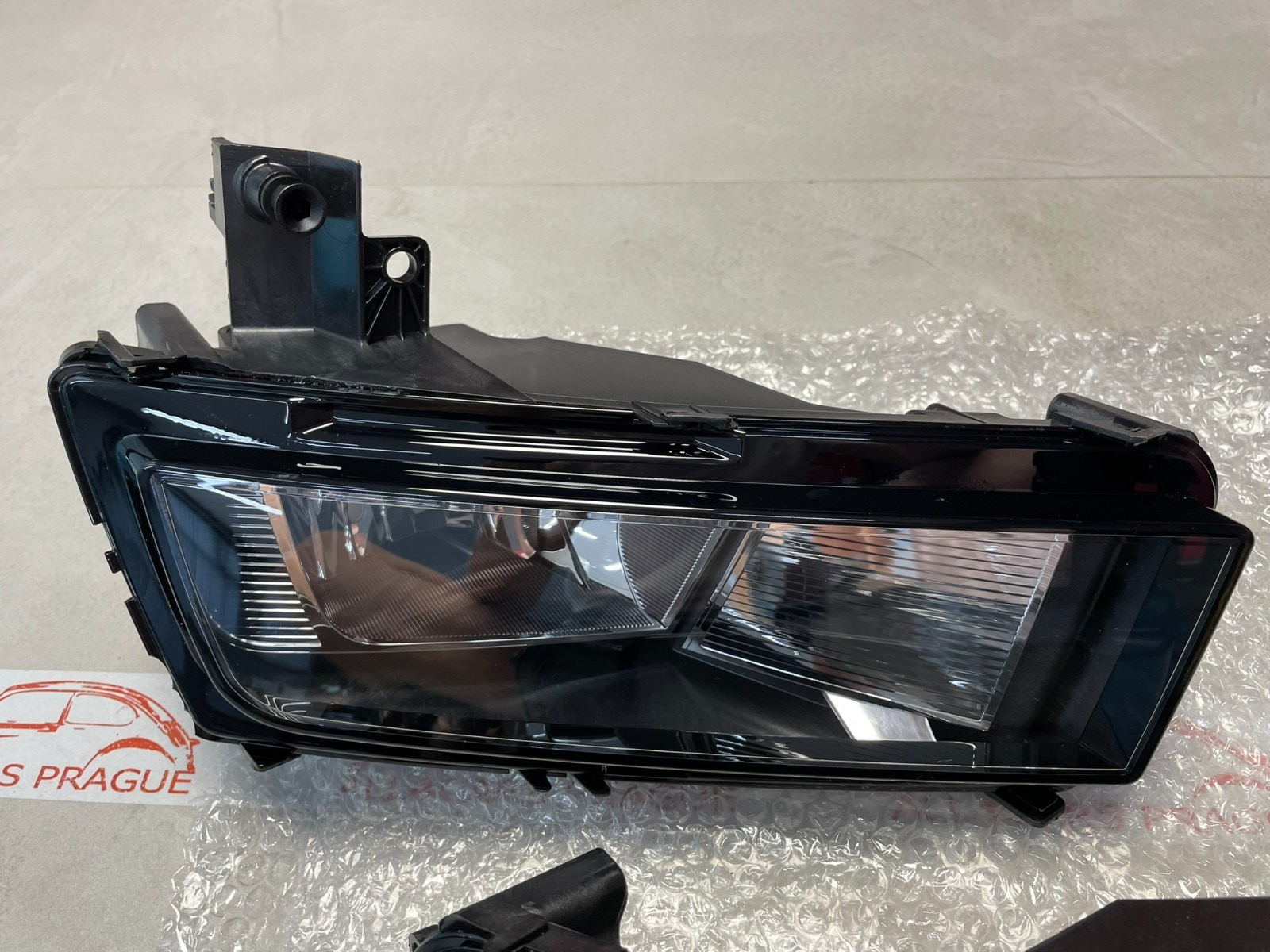 VW TOURAN 5TA NEBELSCHEINWERFER L+R 1046.001 L + 1046.002 R ORIGINAL ZKW NEU - Obrázek 5